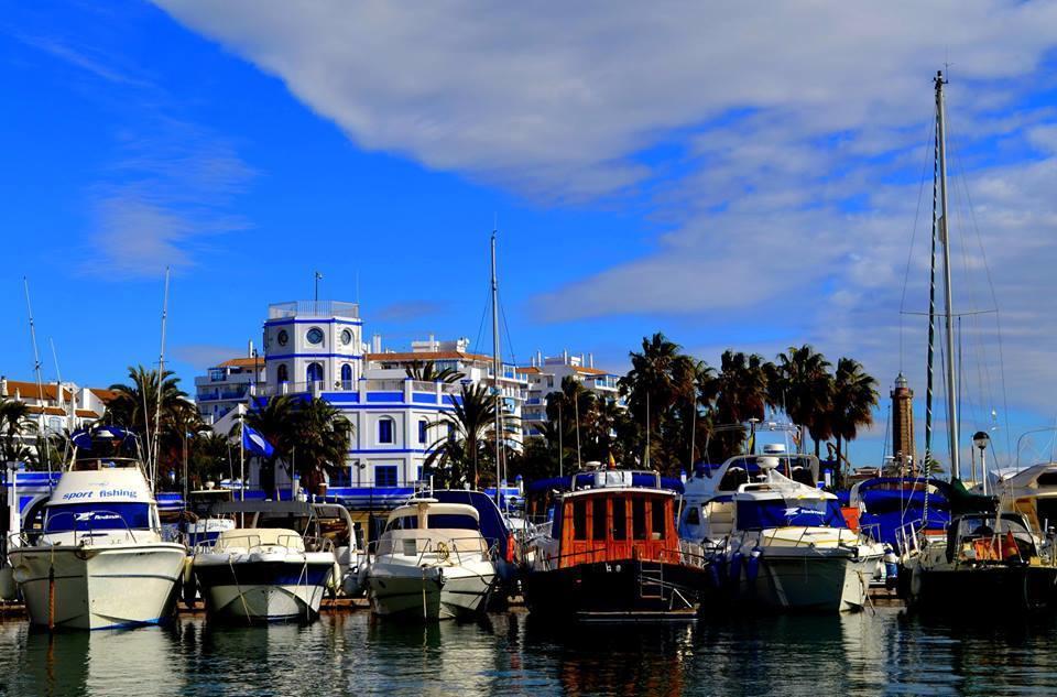 Apartamento Puerto Deportivo Estepona Exteriör bild